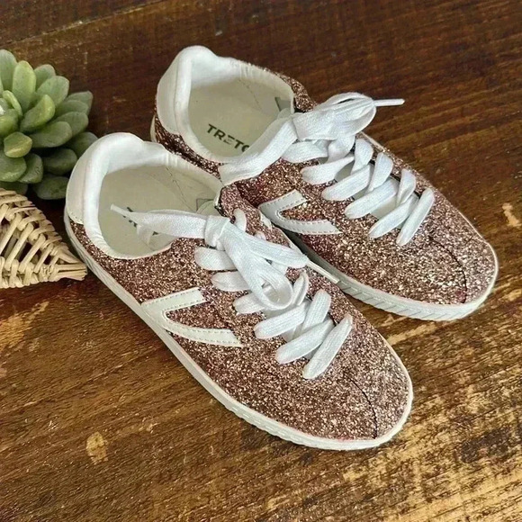 Tretorn | “Camdens” Glitter Sneakers - Picture 4 of 6